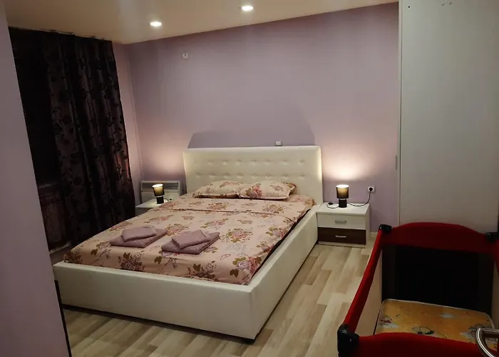 градина Aheloi